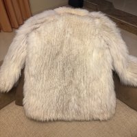 Палто от лисица, снимка 5 - Палта, манта - 42994327