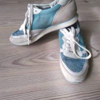 Martina Buraro - сникърси, снимка 1 - Дамски ежедневни обувки - 36678705