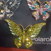 Красиви големи брошки "Пеперуда"с блестящи камъчета , снимка 5 - Колиета, медальони, синджири - 35390501