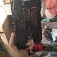 Интересен панталон, снимка 1 - Къси панталони и бермуди - 28477943