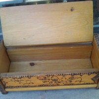Стара българска дървена пирографирана кутия за бижута тип ракла, снимка 6 - Други ценни предмети - 37387335