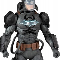 Екшън фигура McFarlane DC Comics: Multiverse - Hazmat Suit Batman (JL: The Amazo Virus), 18 cm, снимка 3 - Колекции - 38894826