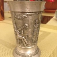 Старинна немска чаша от калай серия Lindenwirthin , снимка 1 - Колекции - 43201328