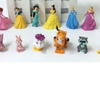 Малки Дисни принцеси и герои малки пластмасови фигурки за игра и украса на торта, снимка 1 - Други - 27134550
