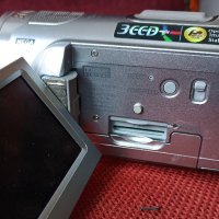 Продавам Panasonic HDC-SD1 AVCHD 3CCD SD/SDHC , снимка 4 - Камери - 43878040