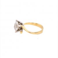 Златен дамски пръстен 2,69гр. размер:50 14кр. проба:585 модел:13601-5, снимка 2 - Пръстени - 39449331