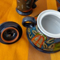 Продавам комплект от 2 ръчно рисувани керамични чаши плюс захарница с капак от Danko Pottery, снимка 6 - Други - 43779262