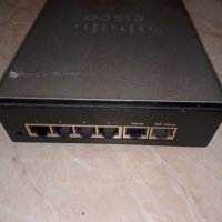 Жичен рутер Cisco Small Business RV042 Dual WAN VPN, снимка 2 - Рутери - 39446196