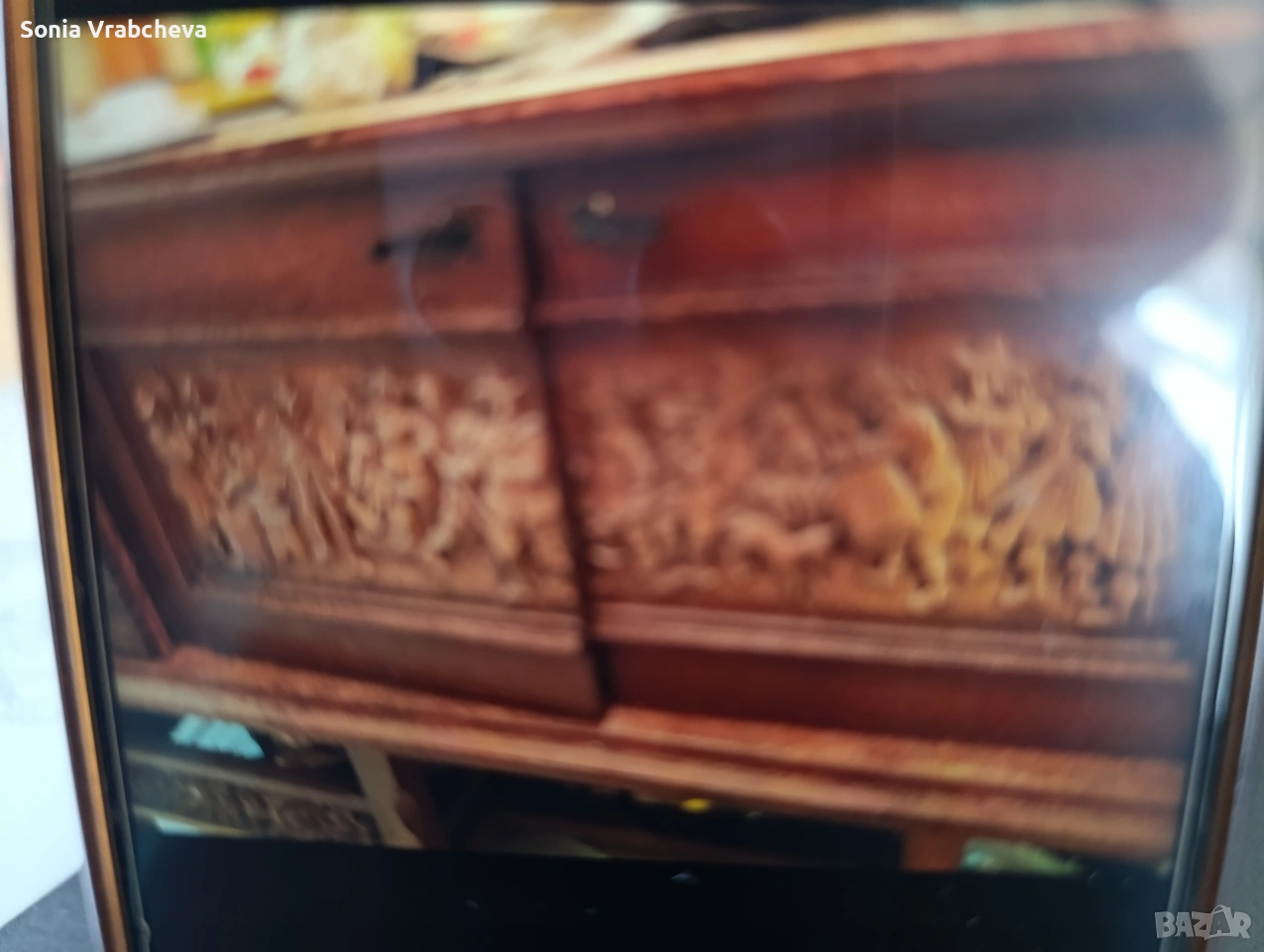 Античен шкаф с уникална дърворезба , снимка 1