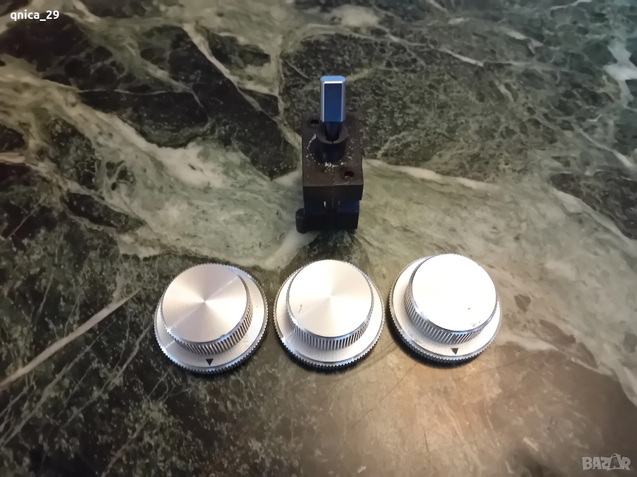 Revox декоративни копчета, снимка 1