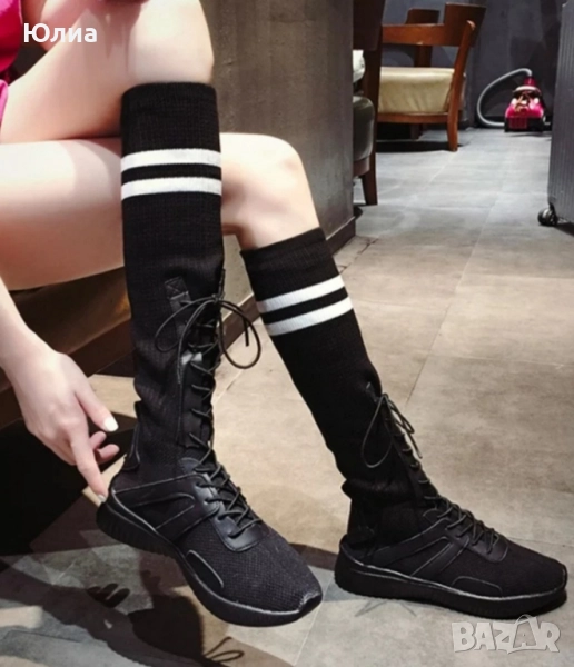 ТОП модел с чорап, снимка 1