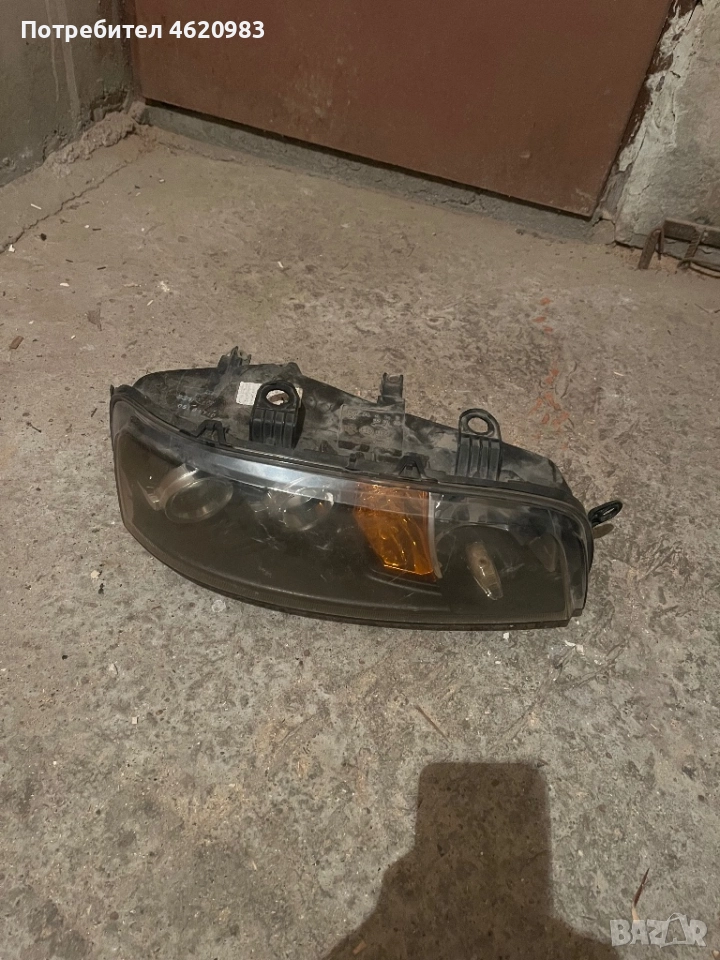 Десен фар за Фиат Пунто 2000 Г Fiat Punto, снимка 1