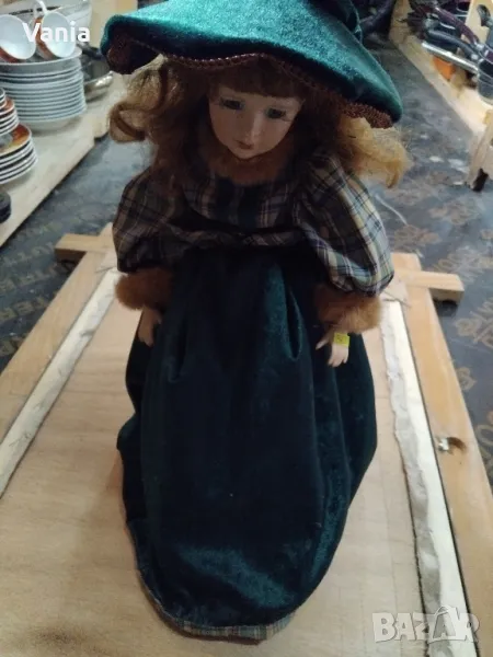 Красива кукла, снимка 1