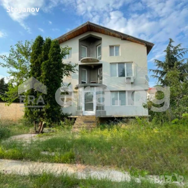 Продавам Триетажна къща с морска панорама, снимка 1