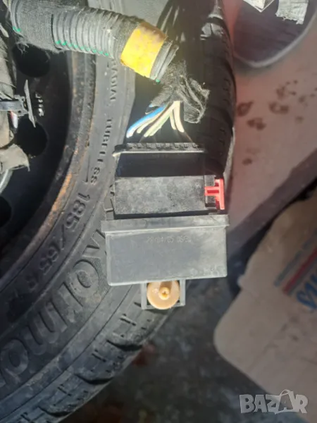 Реле за горивна помпа  пежо и ситроен , снимка 1