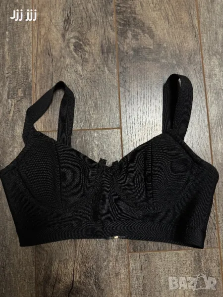 Късо бюстие, снимка 1