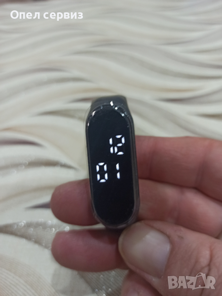 Смарт гривна за измерване на крачки , снимка 1