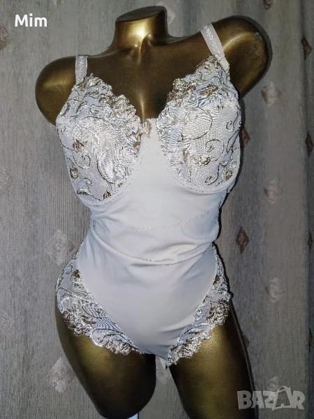 90 Е/F Моделиращо боди с богата бродерия , снимка 1