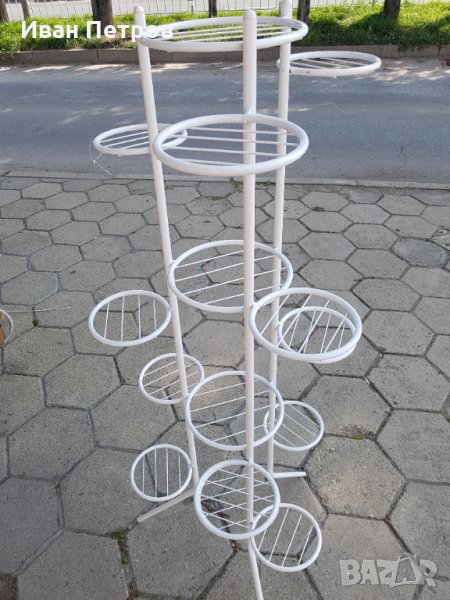 Цветарник 5,9,12,15 гнезда Цветарници, снимка 1