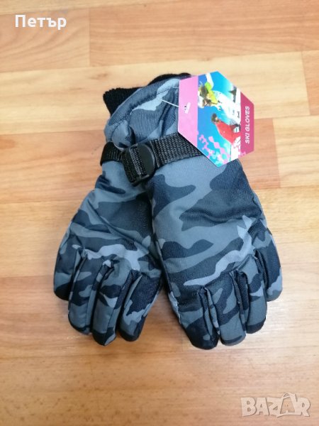 Продам нови здрави водоустойчиви топли детски ръкавици с пръсти за около 5-годишно дете , снимка 1