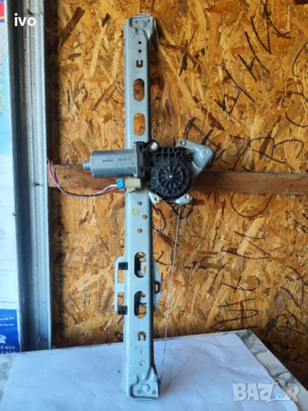 Стъклоповдигач ML W163 ,заден ляв, снимка 1