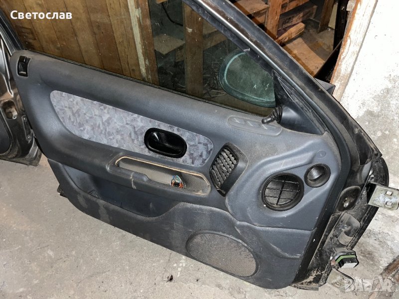 Предна лява врата за Рено Лагуна Renault Laguna, снимка 1