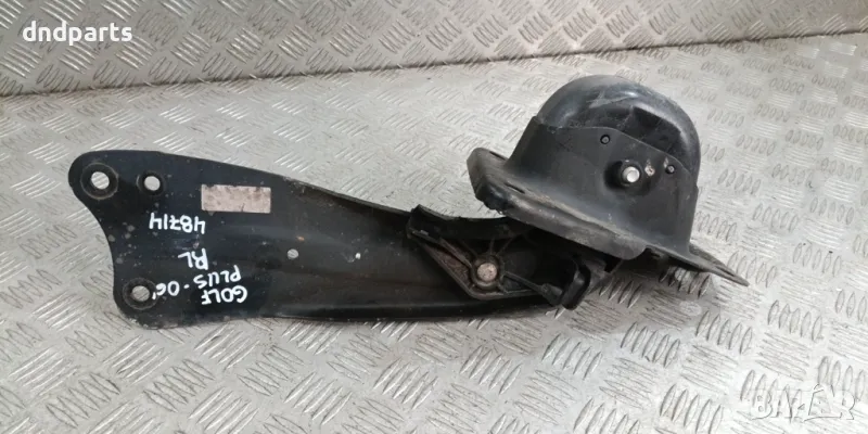 Носач VW Golf Plus 2006г.(заден ляв)	, снимка 1