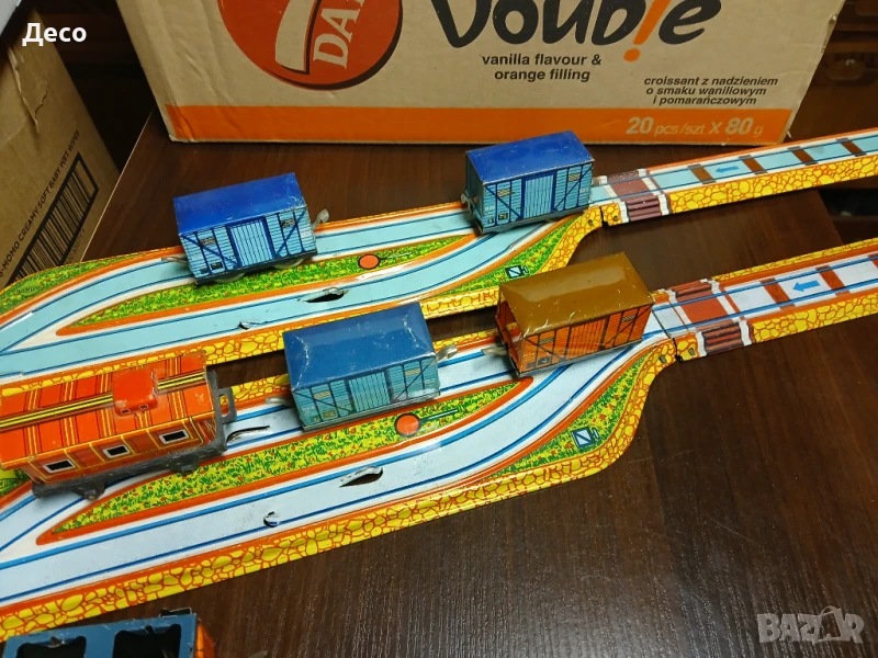 Стари ламаринени играчки ., снимка 1