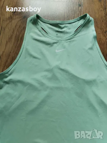 Nike Pro Tank All Over - страхотен дамски потник КАТО НОВ М, снимка 5 - Потници - 49862945
