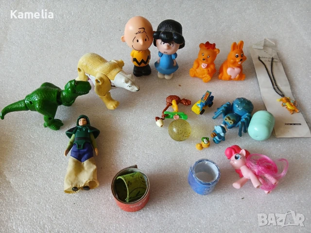 Играчки от McDonald's и фигурки