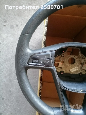 Продавам оригинален мулти волан за Сеат Леон 2015г , снимка 2 - Аксесоари и консумативи - 51735338