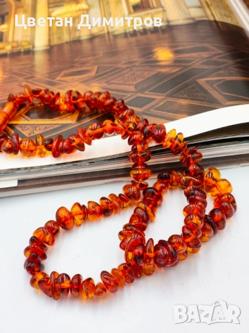  колие от руски естествен тъмен кехлибар, цвят коняк 100% натурален Балтийски кехлибар., снимка 2 - Колиета, медальони, синджири - 53045235