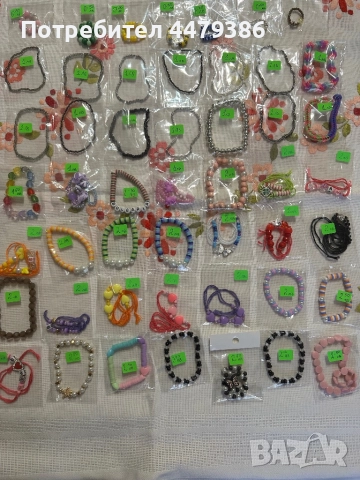 Ръчна изработка на гривни и букети