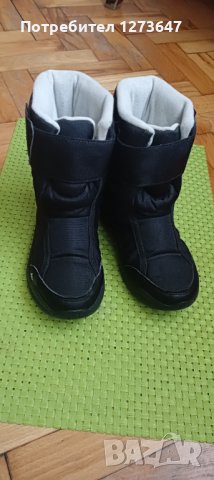 Апрески Декатлон 32 номер, снимка 2 - Детски боти и ботуши - 43164017