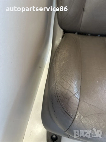 Предна дясна седалка кожена сива за KIA Carnival 2.9 CRDi (2006–2012), снимка 2 - Части - 53205278