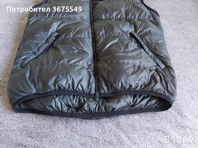 Елек с гъши пух Klättermusen - размер L, снимка 2 - Якета - 53478936