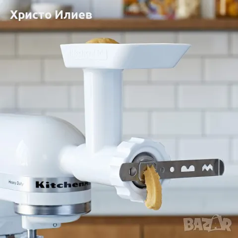 Планетарен миксер KitchenAid Artisan 5KSM125EOB с Приставка месомелачка и за бисквити, снимка 6 - Миксери - 48027572