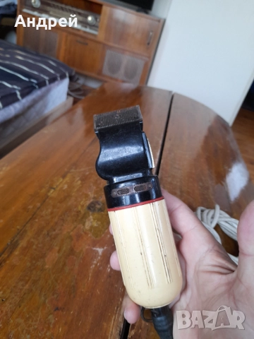 Стара машинка за подстригване Komet, снимка 2 - Машинки за подстригване - 51476129