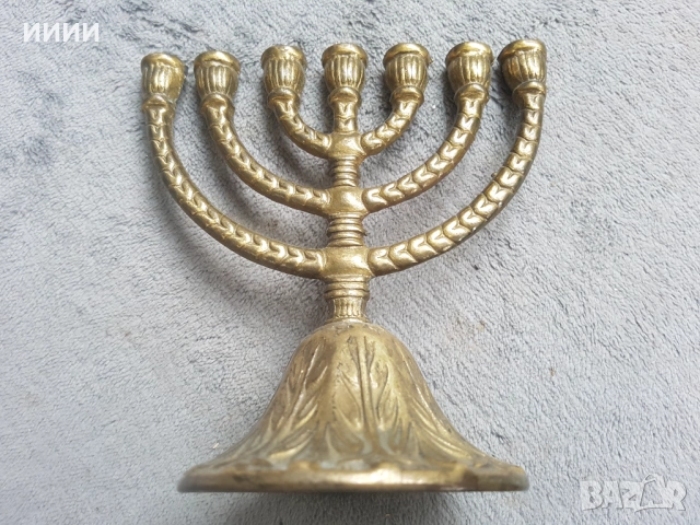 Еврейски бронзов свещник Менора, снимка 2 - Антикварни и старинни предмети - 53316467