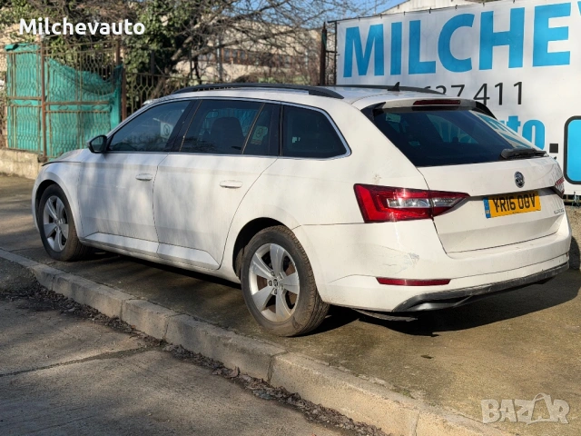 Шкода супърб 2.0тди дсг на части / Skoda superb 2.0tdi dsg, снимка 2 - Автомобили и джипове - 53288764