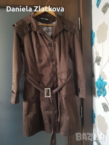 Дамски тренчкот