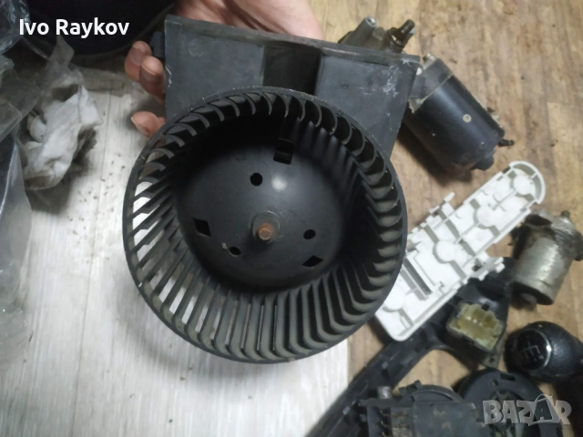 Мотор парно 8D1819021B , H41655597B , Valeo Ауди А4 Пасат 4 Б5 95-01г Audi A4 Passat 4 B5