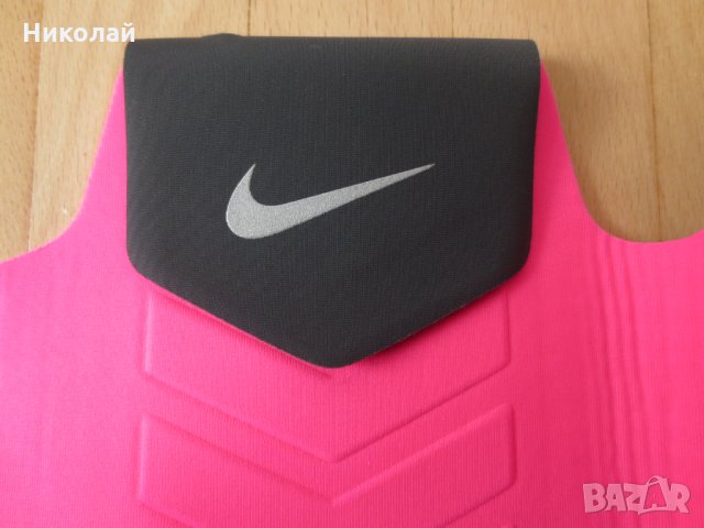 Nike Ultra-Light Running Armband , снимка 5 - Чанти - 32540592