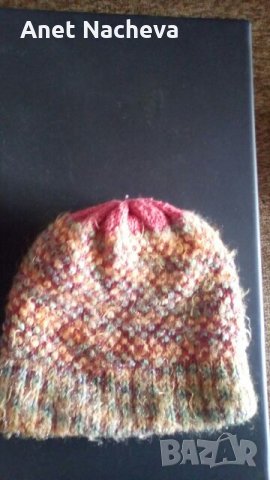Зимна детска шапка , снимка 1 - Шапки, шалове и ръкавици - 27045604