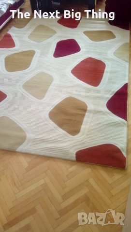 Луксозен килим с каменна настилка, снимка 2 - Килими - 28649647