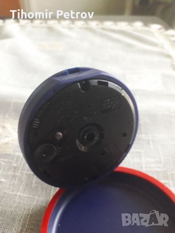 Малък часовник. , снимка 2 - Стенни часовници - 33492952