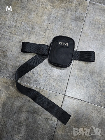 НОВ чер колан + чантичка LOUIS VUITTON 