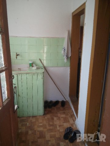 Продавам къща с. Ново Янково, снимка 10 - Къщи - 38428015