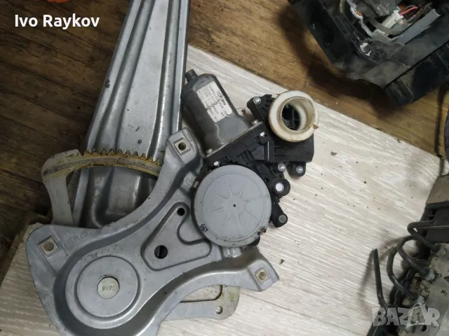Повдигачи на прозорци 85720-02440. TOYOTA AURIS 2 , снимка 8 - Части - 50197260