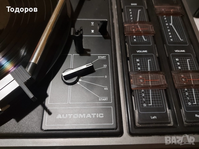 Philips 22AF462 стерео грамофон , снимка 6 - Грамофони - 52975978